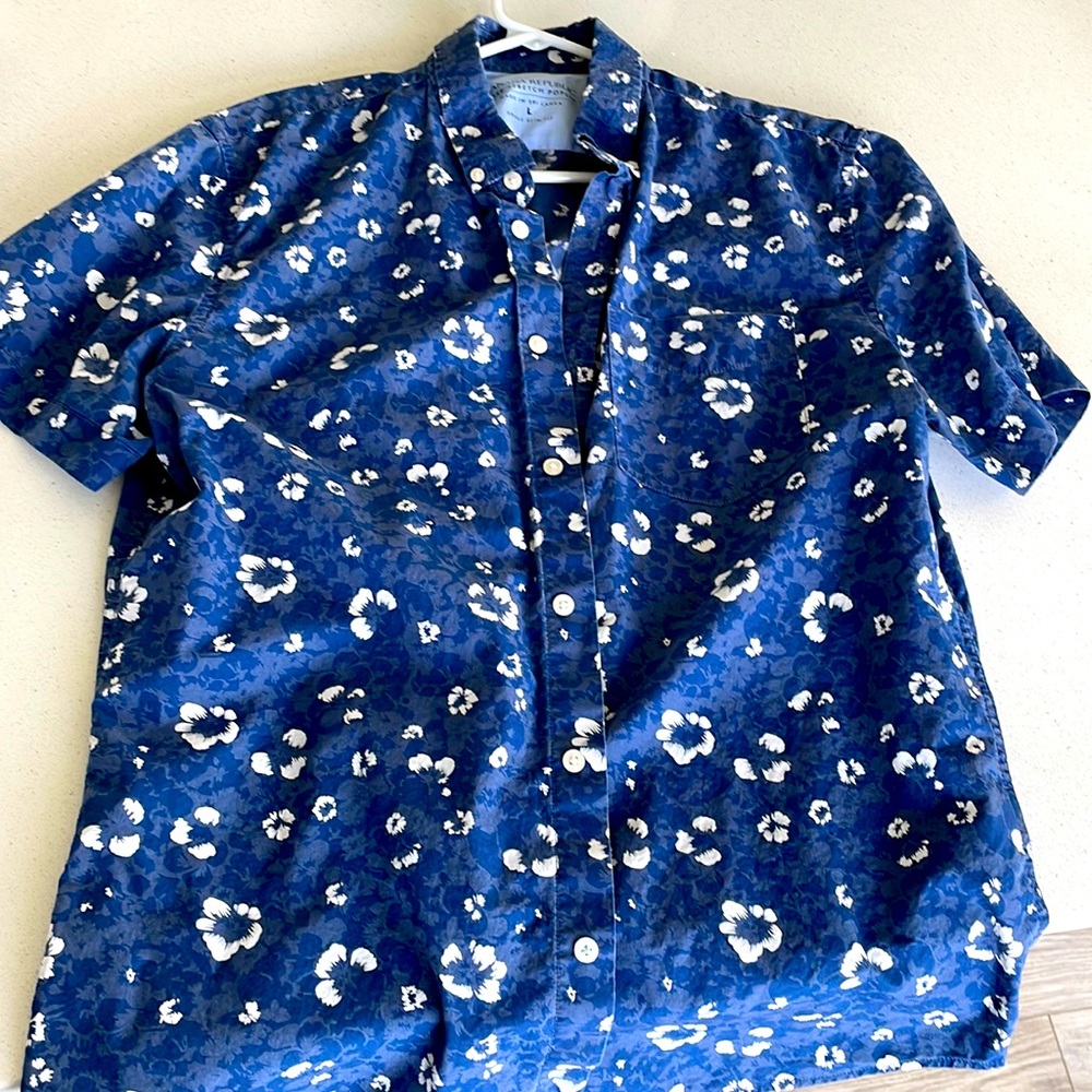 Banana republic short sleeve button up